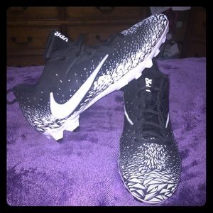 Men’s/Boy’s Nike Cleats size 10